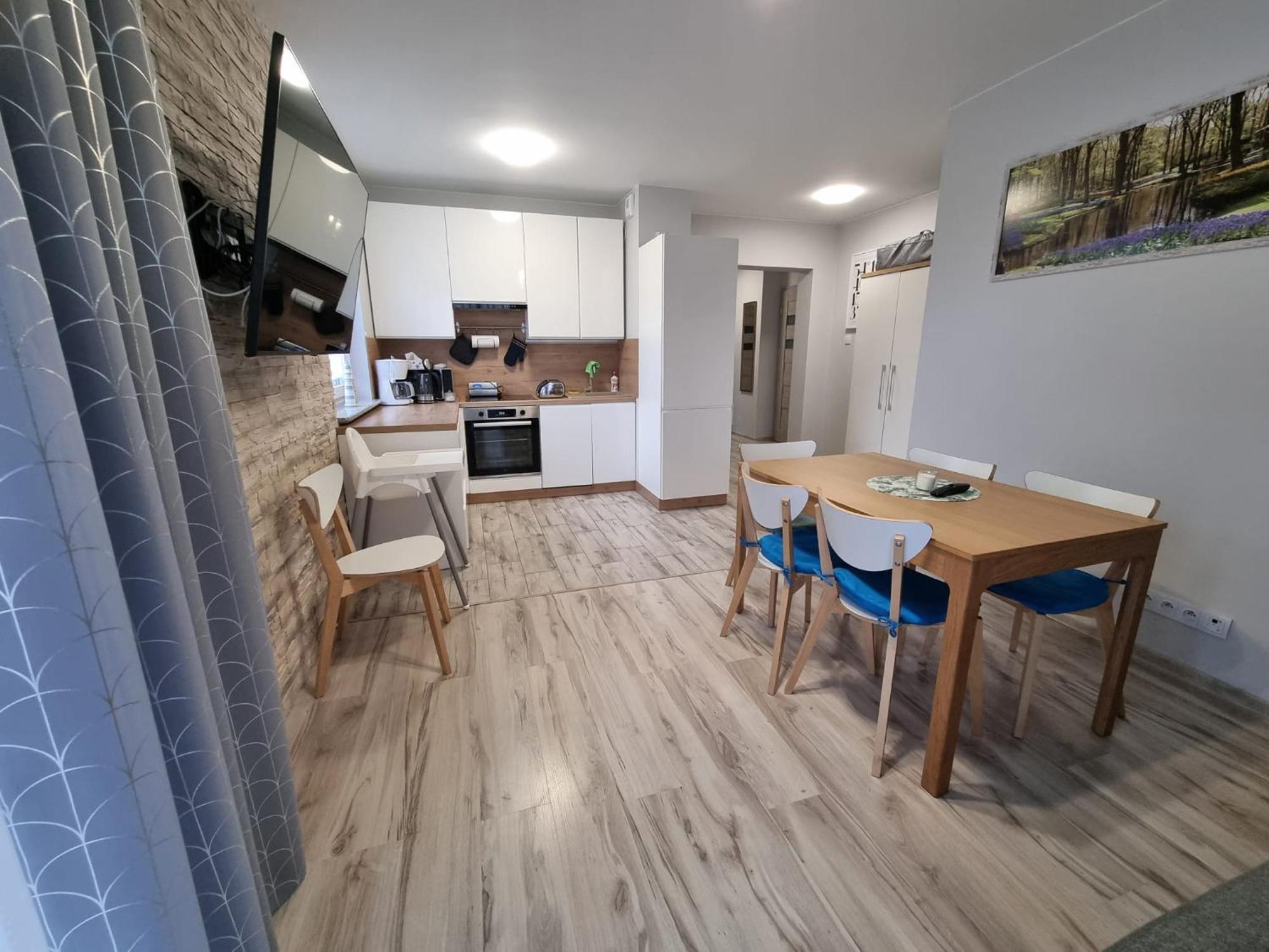 Apartament Sami Swoi โควอบเซก ภายนอก รูปภาพ